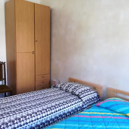Apartament Casa Carbonetto Vicino *